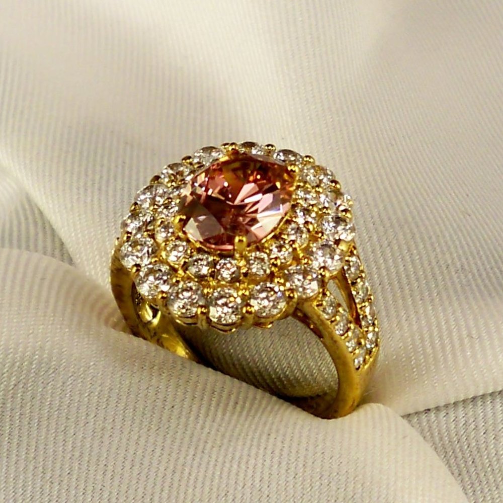New Vintage JEAN DOUSSET BLUSH PINK Cubic Zirconias Double Halo Gold RING